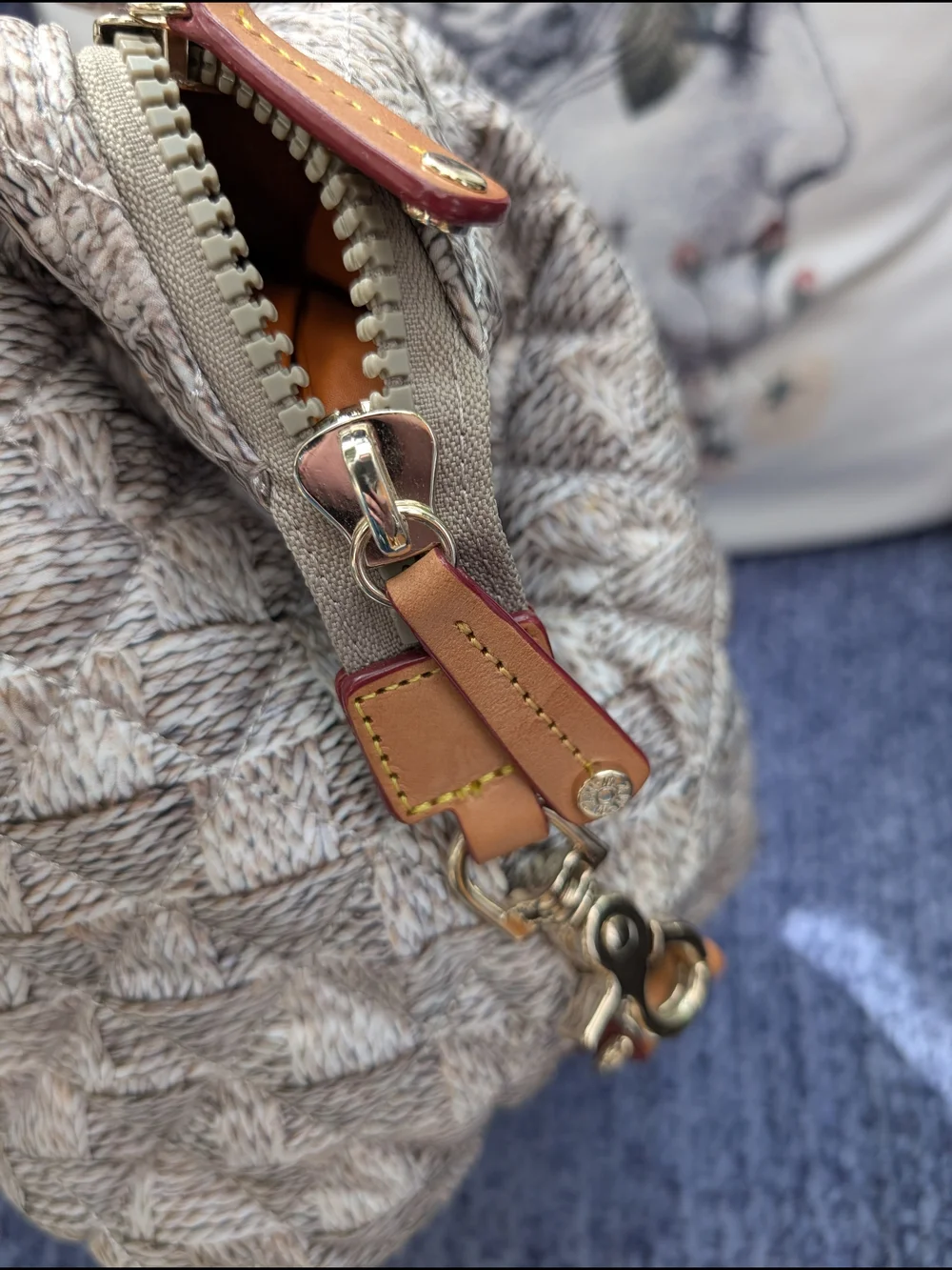MZ WALLACE Medium Deluxe Sutton Bag - Picture 7 of 14